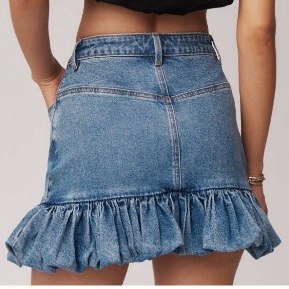 Siempre Naomi Denim Bubble- Hem Ruffle Mini Skirt - Picture 2 of 12